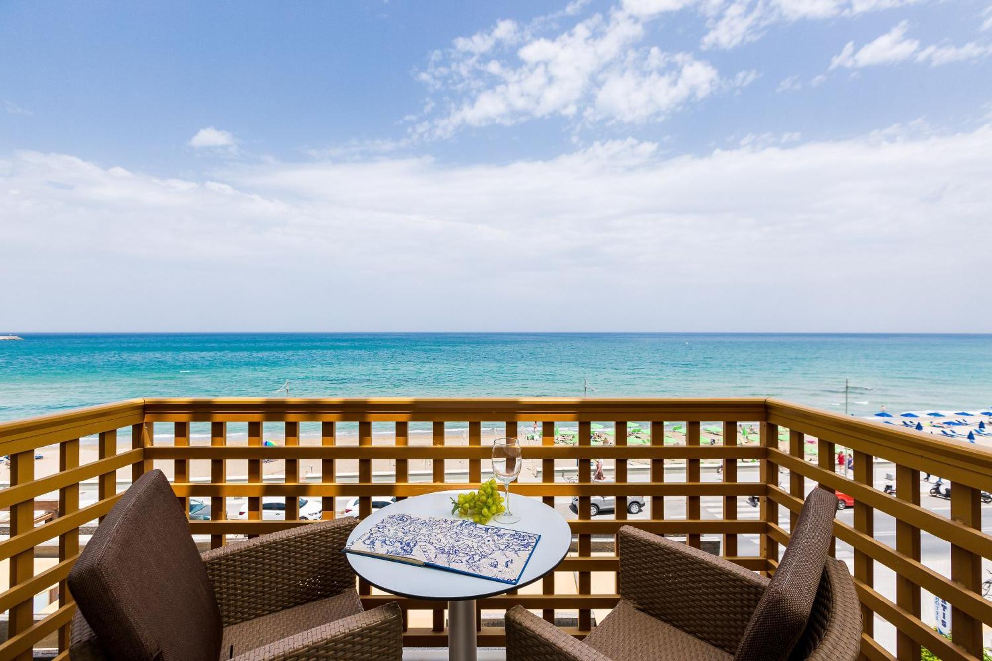 Ammos Suites Rethymno  ภายนอก รูปภาพ